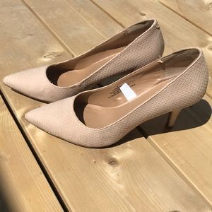 Nude heels